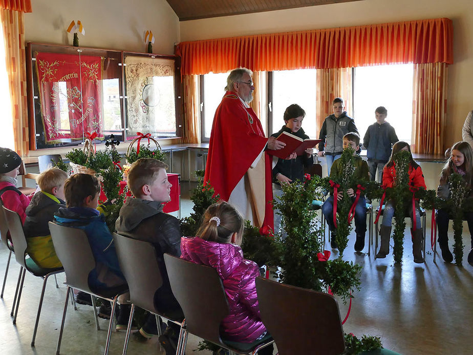 Palmsontag in Naumburg - Beginn der Heiligen Woche (Foto: Karl-Franz Thiede)